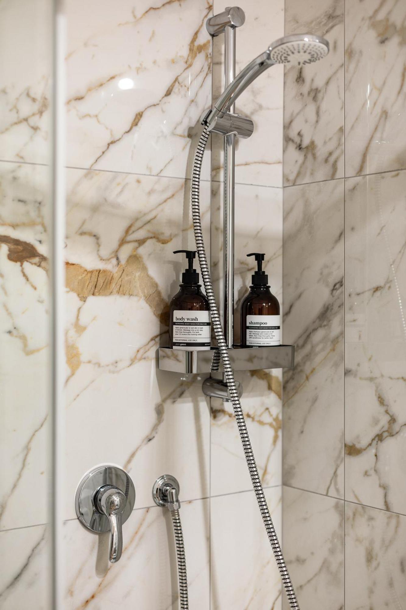 Leopardo Boutique Apartment In Trastevere Rome Bagian luar foto
