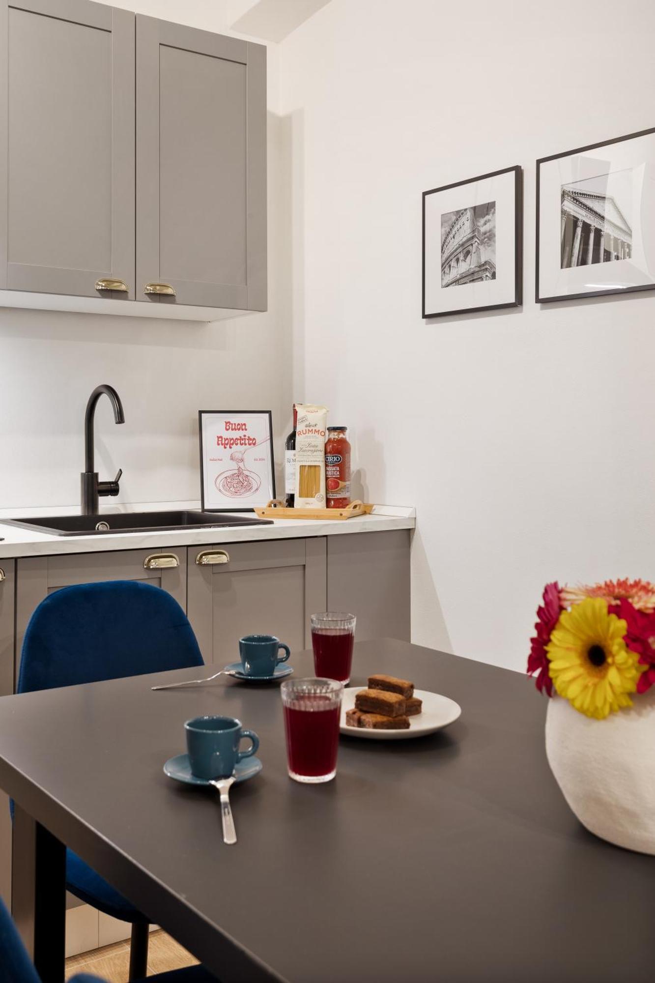 Leopardo Boutique Apartment In Trastevere Rome Bagian luar foto